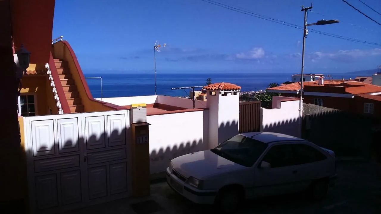 مكان تخييم فندق بويرتو ذي لا كروزفي  Casa Eddy