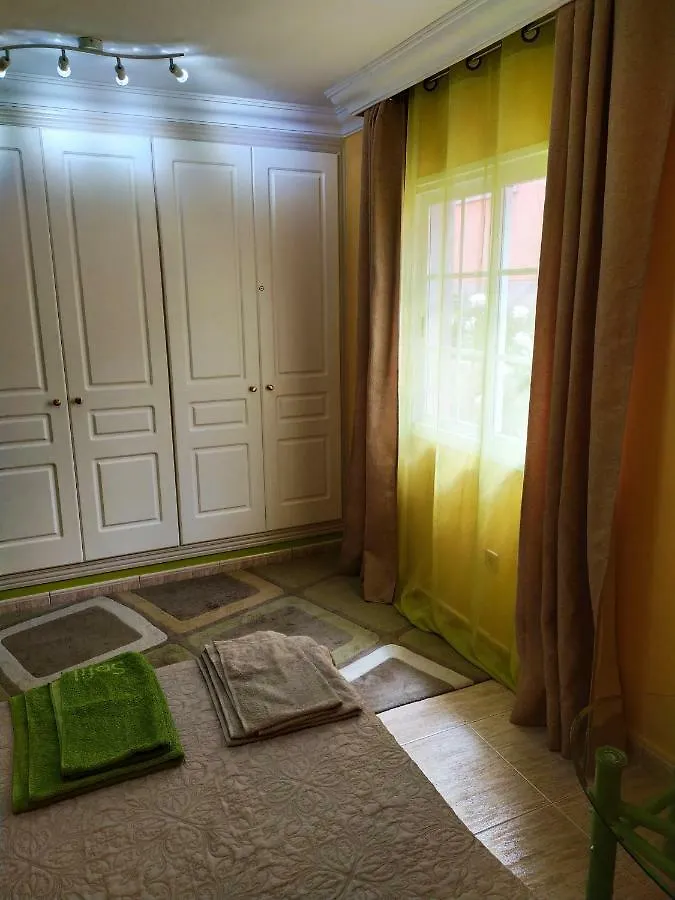 فندق بويرتو ذي لا كروزفي  Casa Eddy