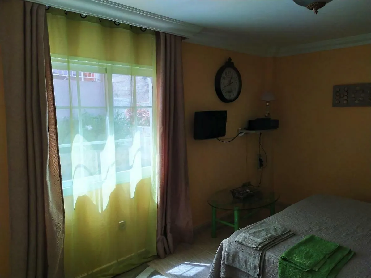 فندق بويرتو ذي لا كروزفي  Casa Eddy